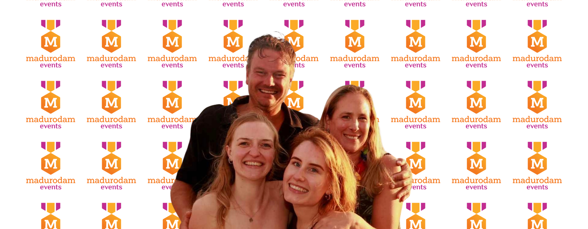 Collega's van Team Events op een zomerborrel