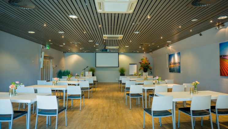 Boon-van der Starpzaal in cabaretopstelling