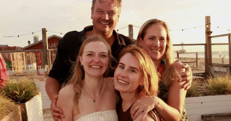 Collega's van Team Events op een zomerborrel