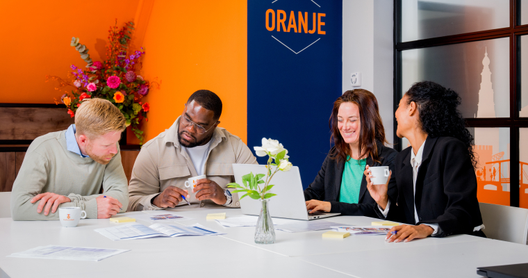 Vergadering_Oranjezaal