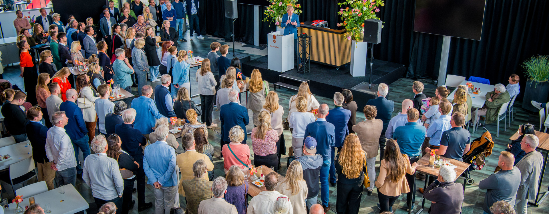 Congres in de foyer in Madurodam