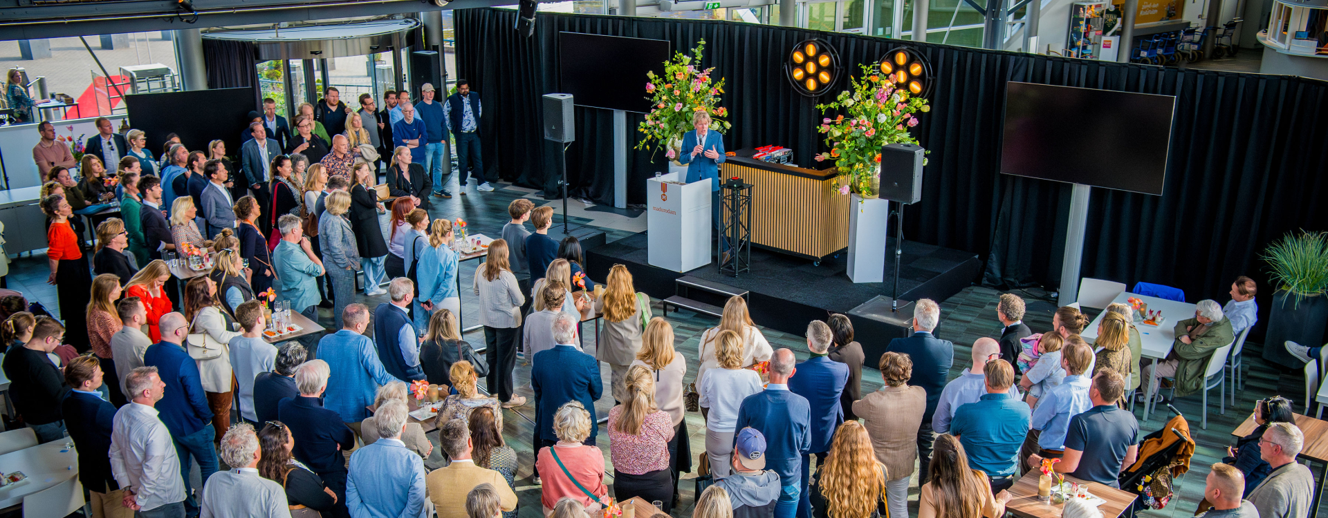 Congres in de foyer in Madurodam